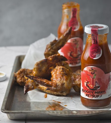 bloodyMary, Lia pilt